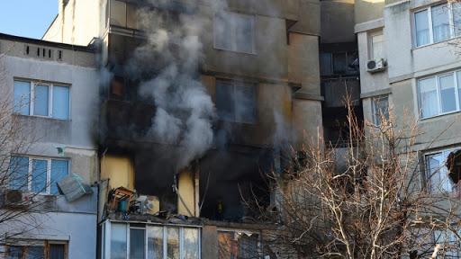 Увеличиха се жертвите от взрива в кошмарния блок във Варна